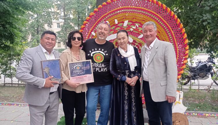 Две актрисы из Кыргызстана стали победителями международного театрального фестиваля